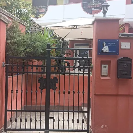 Casa Dante Alighieri, A * Moscufo